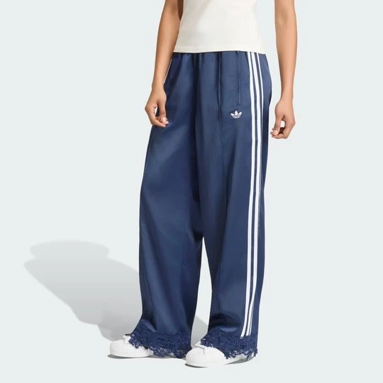 Obrázek produktu SPORTOVNÍ KALHOTY ADIDAS ORIGINALS SATIN LACE FIREBIRD LOOSE