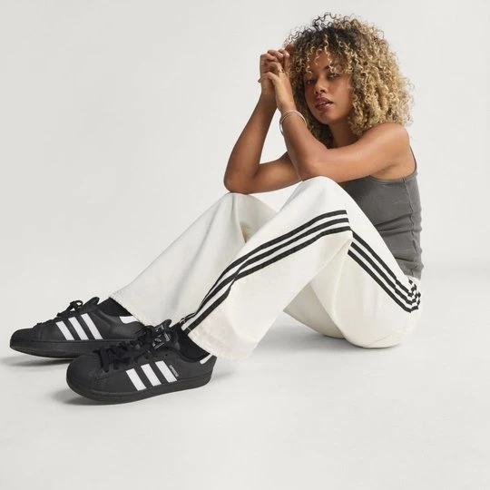 Obrázek produktu SPORTOVNÍ KALHOTY FIREBIRD DENIM Adidas Cloud White