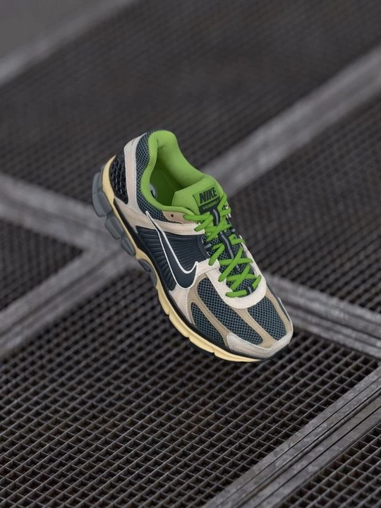 Obrázek produktu Tenisky Nike hnědá
