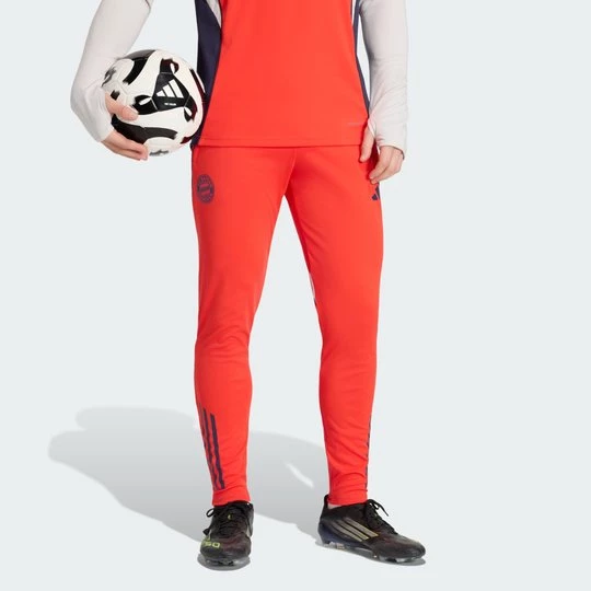 Obrázek produktu Tréninkové kalhoty FC Bayern 2025/2026 Tiro25 Competition Adidas