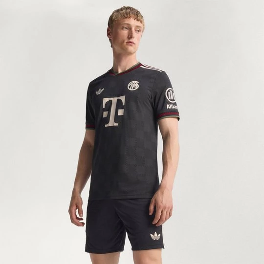 Obrázek produktu Třetí dres FC Bayern Mnichov 25/26 Authentic Adidas