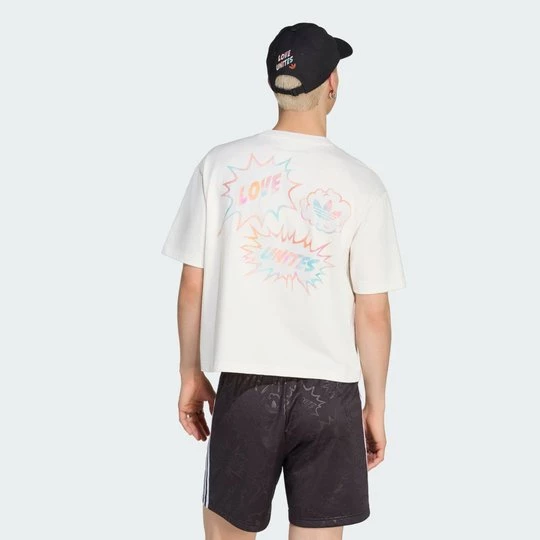 Obrázek produktu TRIČKO LOVE UNITES GFX Adidas Cloud White