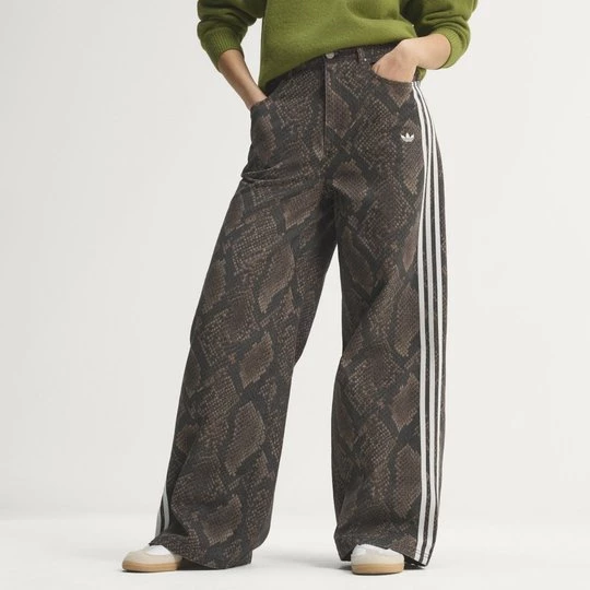 Obrázek produktu VOLNÉ DŽÍNY SNAKE PRINT Adidas hnědá