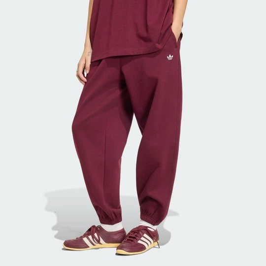 Obrázek produktu VOLNÉ FLÍSOVÉ SPORTOVNÍ KALHOTY ESSENTIALS Adidas vínová