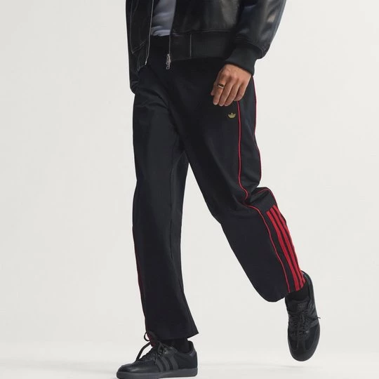 Obrázek produktu Volné sportovní kalhoty 98 Adidas černá