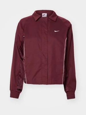 Obrázek produktu Lehká bunda Nike bordeaux