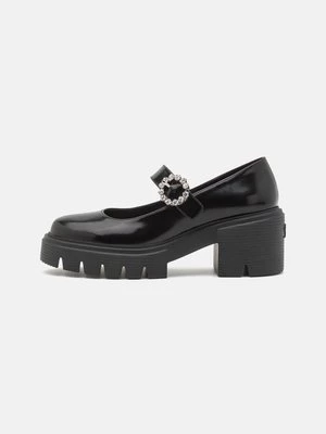 Obrázek produktu Lodičky s platformou Stuart Weitzman