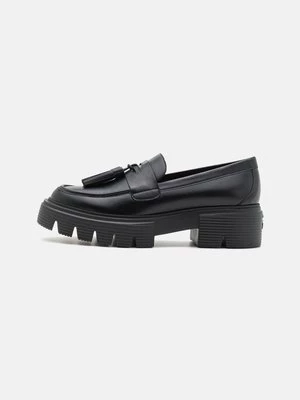 Obrázek produktu Lodičky s platformou Stuart Weitzman