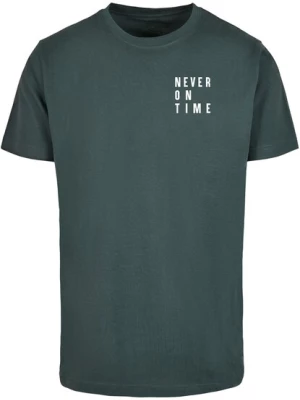 Obrázek produktu Merchcode Tričko 'Never On Time'  tmavě zelená / bílá