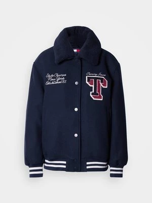 Obrázek produktu Mezisezónní bunda Tommy Jeans