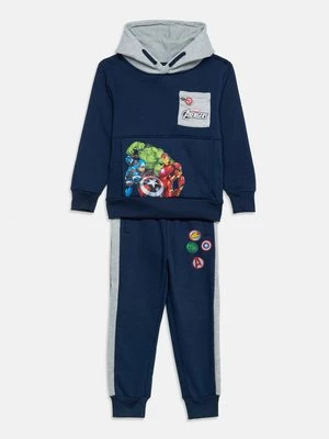 Obrázek produktu Mikina s kapucí Disney