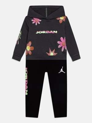 Obrázek produktu Mikina s kapucí Jordan