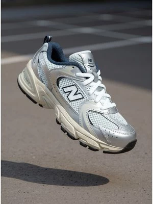 Obrázek produktu New Balance Sneakersy GR530KA Stříbrná