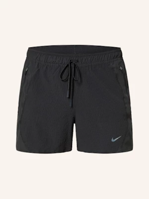 Obrázek produktu Nike Běžecké Šortky Dri-Fit Adv 2V1 černá