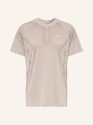 Obrázek produktu Nike Běžecké Tričko Stride Plus černošedá / hnědá