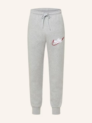 Obrázek produktu Nike Tepláky Club šedá