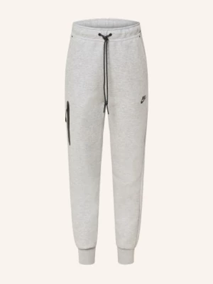 Obrázek produktu Nike Tepláky Sportswear světle šedá