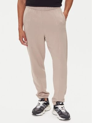 Obrázek produktu On Teplákové kalhoty Club Pants 1ME1004 Béžová Relaxed Fit