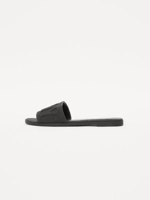 Obrázek produktu Pantofle DKNY