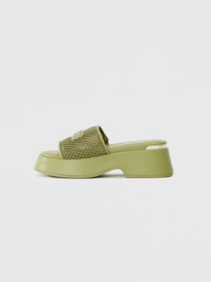 Obrázek produktu Pantofle DKNY olivová