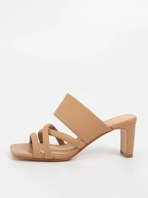 Obrázek produktu Pantofle na podpatku Clarks