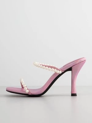 Obrázek produktu Pantofle na podpatku Jeffrey Campbell