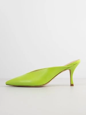 Obrázek produktu Pantofle na podpatku Stuart Weitzman neonová zelená