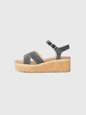 Obrázek produktu Pantofle na podpatku TOMS
