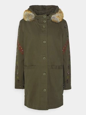 Obrázek produktu Parka Desigual