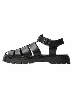 Obrázek produktu Páskové sandály Bershka