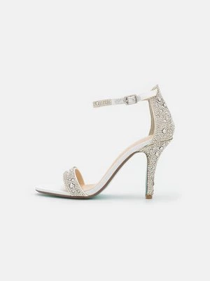 Obrázek produktu Páskové sandály Blue By Betsey Johnson
