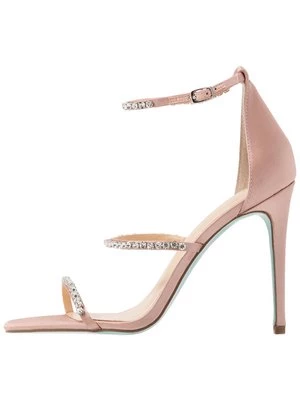 Obrázek produktu Páskové sandály Blue By Betsey Johnson tělová