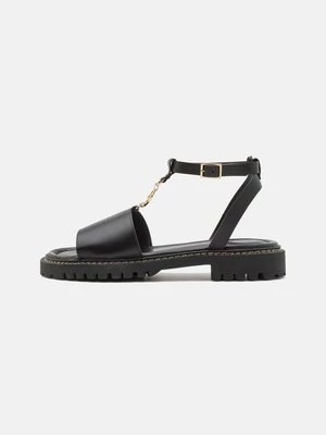 Obrázek produktu Páskové sandály CLAUDIE PIERLOT