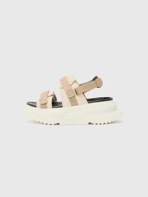 Obrázek produktu Páskové sandály Converse