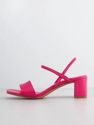 Obrázek produktu Páskové sandály Jeffrey Campbell