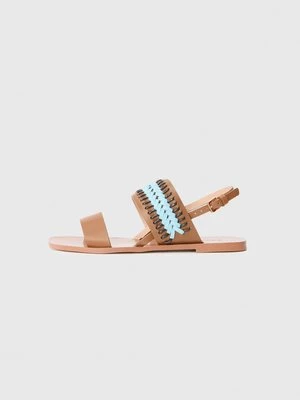 Obrázek produktu Páskové sandály Pollini