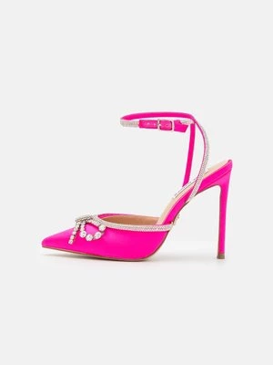 Obrázek produktu Páskové sandály Steve Madden