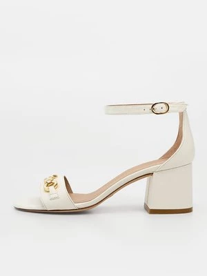 Obrázek produktu Páskové sandály Stuart Weitzman