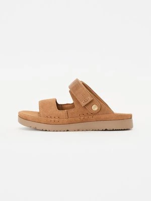 Obrázek produktu Páskové sandály Ugg