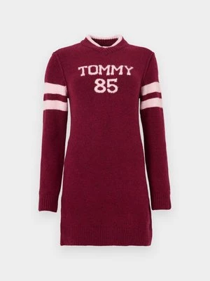 Obrázek produktu Pletené šaty Tommy Jeans