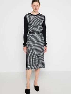 Obrázek produktu Pletené šaty TORY BURCH
