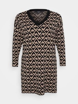 Obrázek produktu Pletené šaty Vero Moda Curve