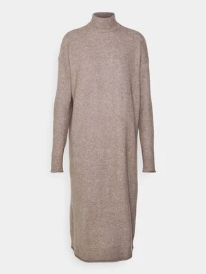 Obrázek produktu Pletené šaty Vero Moda Petite