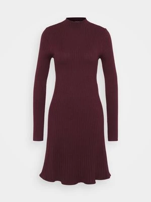 Obrázek produktu Pletené šaty Vero Moda Petite