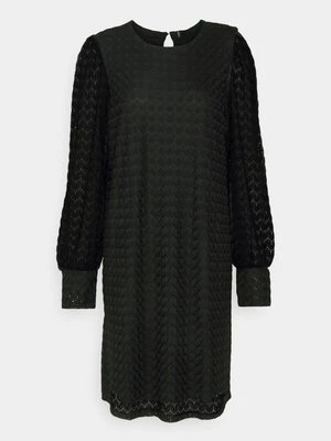 Obrázek produktu Pletené šaty Vero Moda Tall