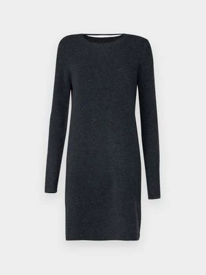 Obrázek produktu Pletené šaty Vero Moda Tall