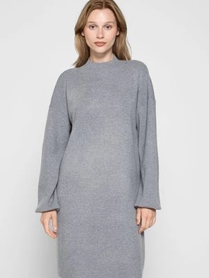 Obrázek produktu Pletené šaty Vero Moda Tall