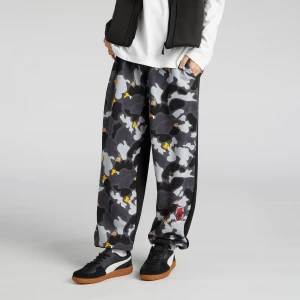 Obrázek produktu PUMA NEKOSAN x HOOPS DYLAN Graphic Sweat Pants Unisex, Men, Black,