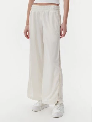 Obrázek produktu Puma Teplákové kalhoty Ess 629804 Béžová Wide Leg