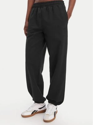 Obrázek produktu Reebok Teplákové kalhoty Reebok x Ewa Chodakowska RK25621CCW Černá Relaxed Fit
